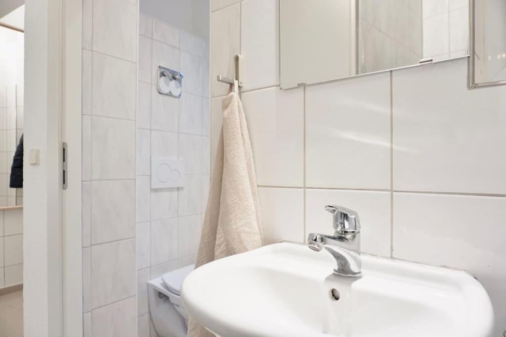 Gemutliches Kleines Studio-Apartment In Top Lage Nahe Karlsruhe Innenstadt Mit Klimaanlage Exterior foto