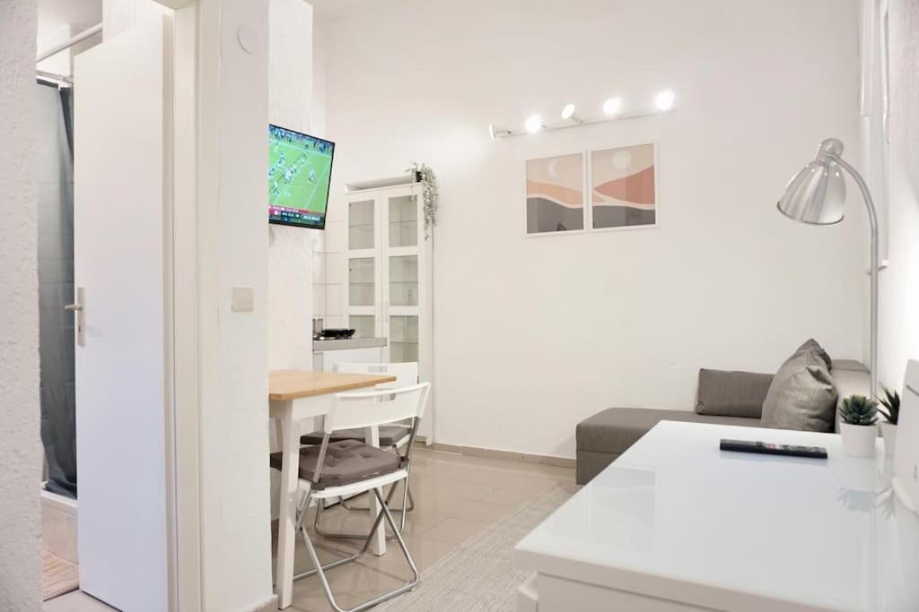 Gemutliches Kleines Studio-Apartment In Top Lage Nahe Karlsruhe Innenstadt Mit Klimaanlage Exterior foto